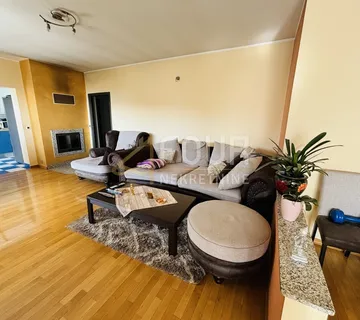 Rijeka, Martinkovac, dvojna kuća, 102.64m2