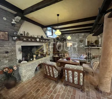 Istra, Rovinj, 1s+db s uređenom konobom i terasom - cover