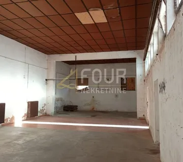 Istra, Potpićan, poslovni prostor - objekt od 280m2 - Potpićan, Kršan