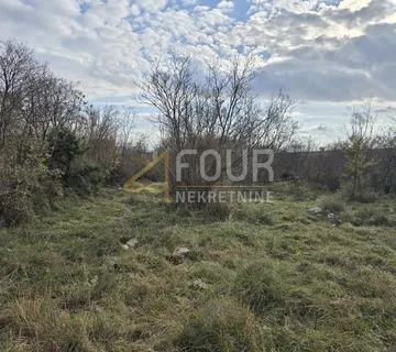 Otok Krk, Vrbnik, građevinsko zemljište 3.022m2 - Garica, Vrbnik