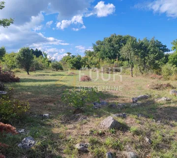 Otok Krk, Omišalj, poljoprivredno zemljište, 770m2 - cover