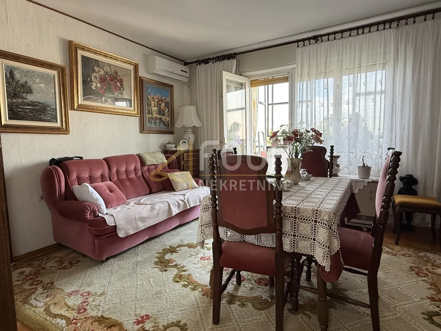 Rijeka, Donja Vežica, 50.50m2, stan s balkonom - cover