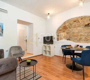Istra, Pula, Centar, 1s+db, 39.49m2