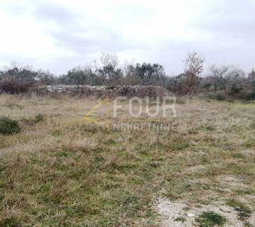 Istra, Galižana, poljoprivredno zemljište 571m2 - cover