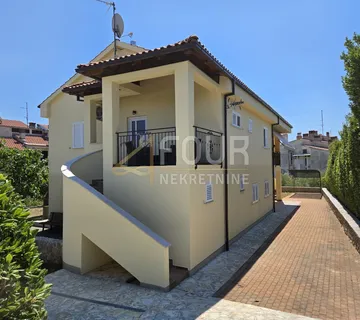 Otok Krk, 2s+db, 194.2m2, terasa, balkon, garaža - cover