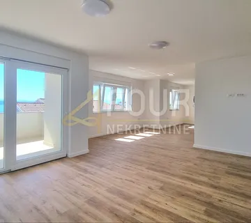 Crikvenica, novogradnja, etaža, 122.81m2, 3s+db, 200m od mora! - cover