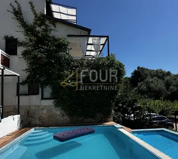 Otok Rab, Supetarska Draga - Gonar, kuća s apartmanima i 2 bazena, panoramski pogled - Supetarska Draga, Rab