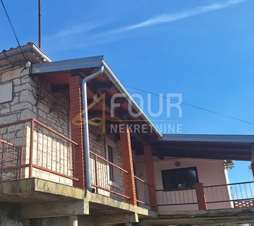 Istra, Buje, u naravi kamena kuća, 85.50m2 - cover
