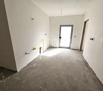 Viškovo, novogradnja, 2s+db, okućnica - cover