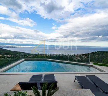 Opatija, Poljane, kuća s bazenom i panoramskim pogledom na more - Poljane, Opatija