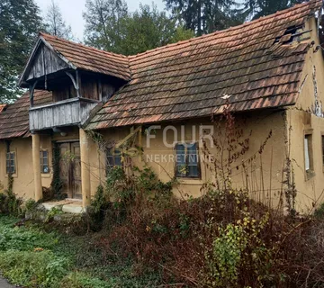 Bosiljevo, zemljište površine 100.581m2, gospodarska zgrada
