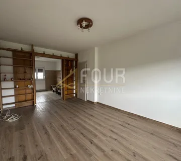 Zakup, Hosti, poslovni prostor, 53m2 - cover