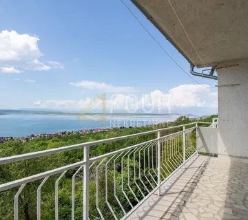 Crikvenica, prostrana kuća s pogledom na more, 309.6m2