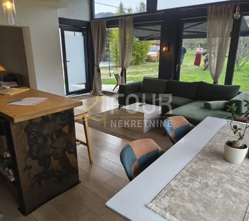 Najam, Podhum, 2s+db, 80m2, terasa - cover