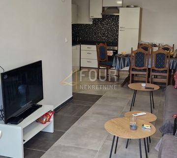 Crikvenica, 51.55m2, 1s+db, okućnica, pogled na more - cover