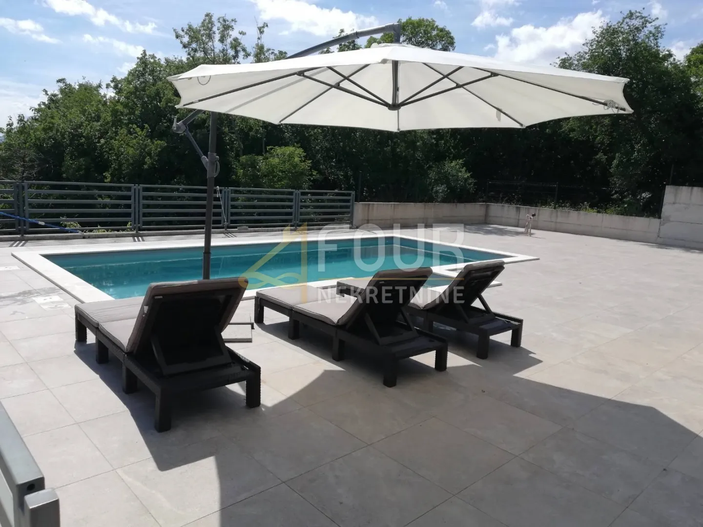 Najam, Kostrena, 2s+db, 135m2, bazen, pogled na more - cover