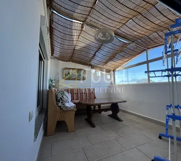 Najam, Istra, Červar-Porat, 1s+db, pogled na more - cover