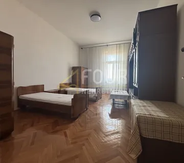 Rijeka, širi Centar, 172.32m2, 5s+db - cover