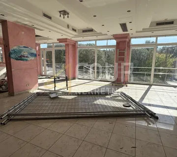 Zakup, Novi Vinodolski, restoran 137.28m2 + skladište 77.47m2 - cover