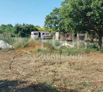 Istra, Medulin, poljoprivredno zemljište 583m2 - cover