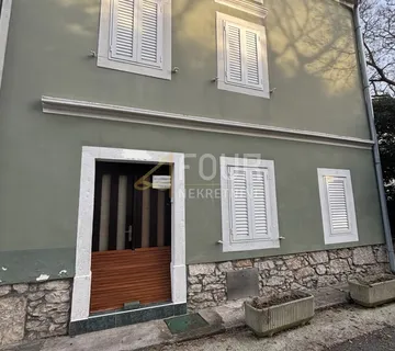 Otok Krk, Punat, dvojna kuća, 1. red do mora ! - cover