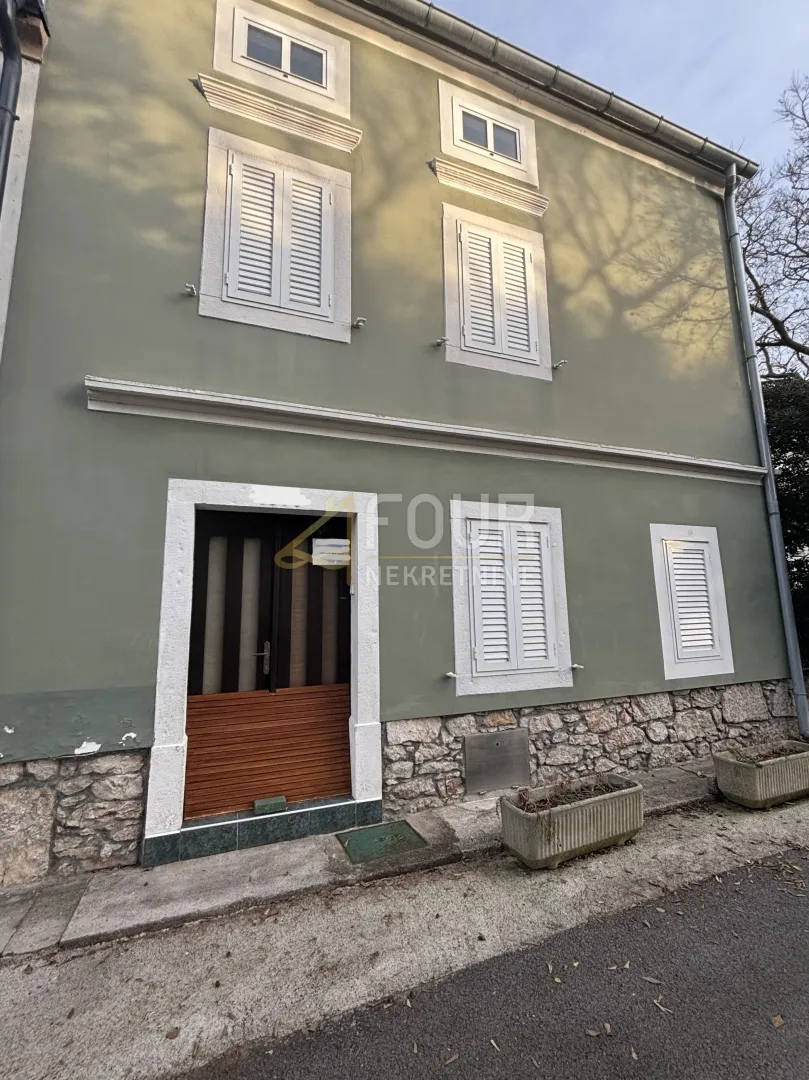 Otok Krk, Punat, dvojna kuća, 1. red do mora ! - cover