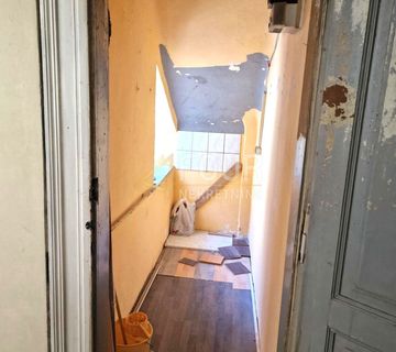 Rijeka, Centar, 65.55m2, 2s+db, pogled na more - cover