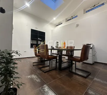 Rijeka, Centar, adaptirani poslovni prostor, 57m2, SAMO KOD NAS! - cover