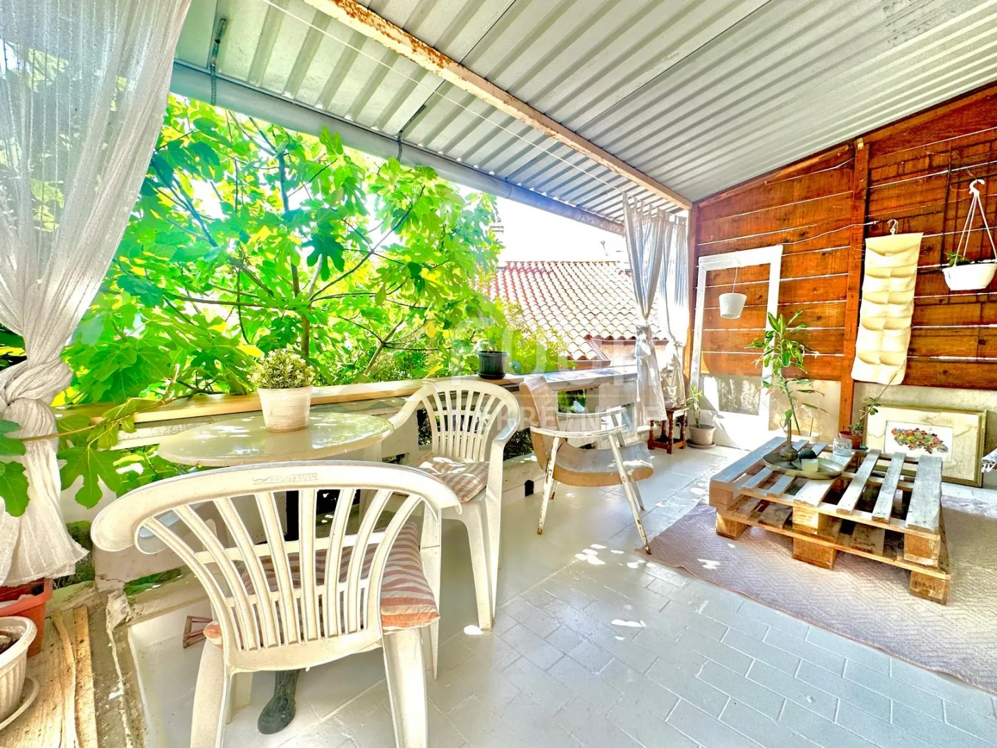 Istra, Pula - sami centar, kuća u nizu, idealna prilika za investiciju! - cover