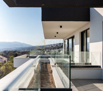 Rijeka, Trsat, kvalitetna novogradnja, 3s+db, balkon, krovna terasa - cover