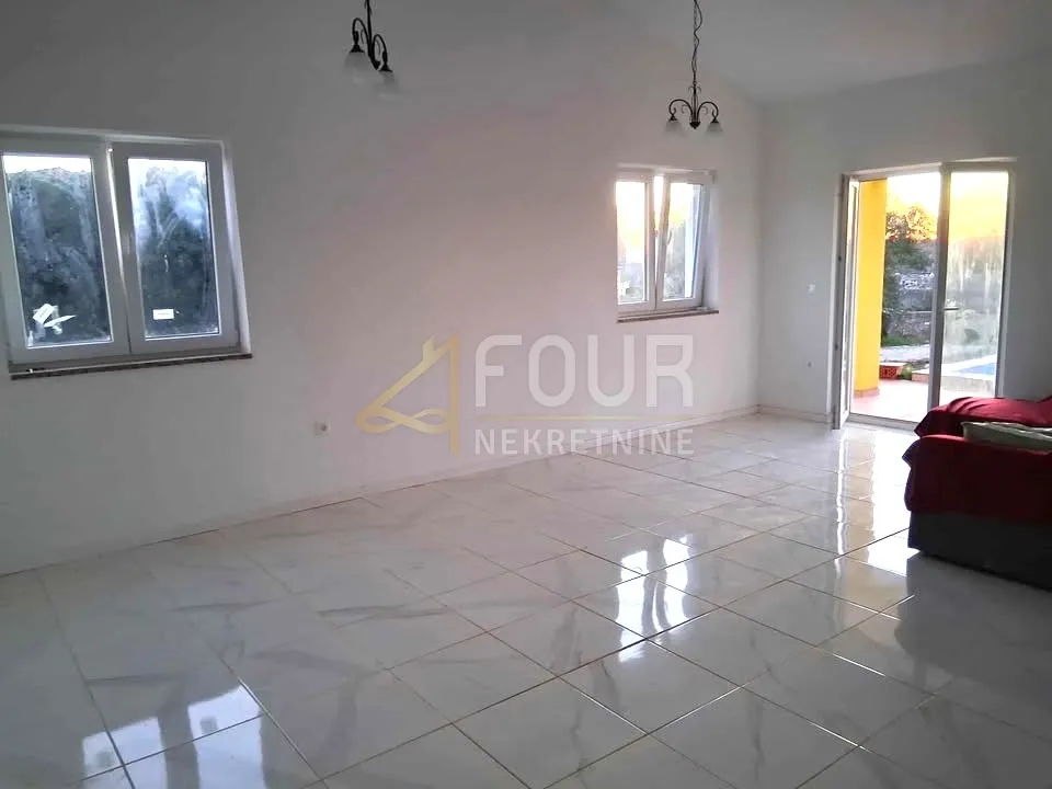 Istra, Svetvinčenat - okolica, samostojeća kuća s bazenom - cover