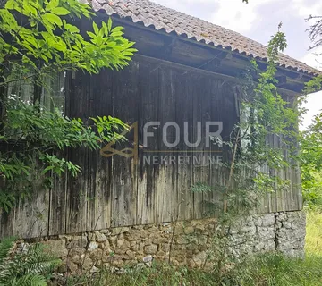 Gorski kotar, Prezid - okolica, starina s velikom okućnicom - cover