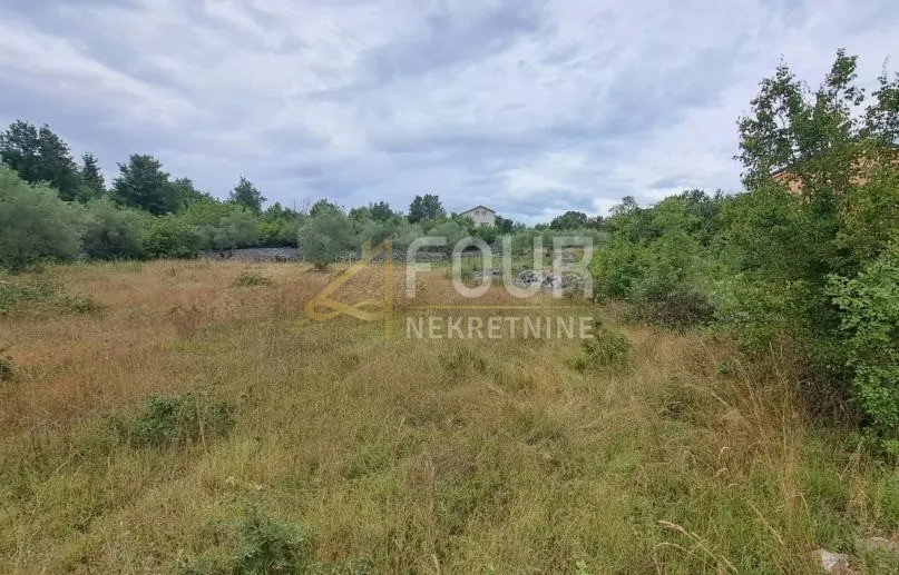 Otok Krk, Malinska, građevinsko zemljište, 660m2 - cover