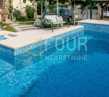 Istra, Fažana, Valbandon, samostojeća kuća s bazenom - cover