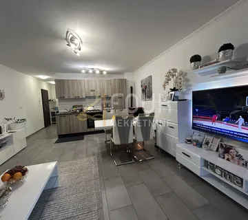 Viškovo, 50.70m2, 1s+db, terasa, okućnica - cover