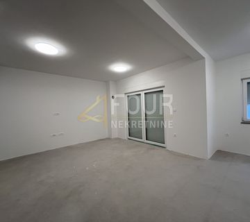 Kastav, novogradnja, 74.11m2, 2s+db, lođa - cover