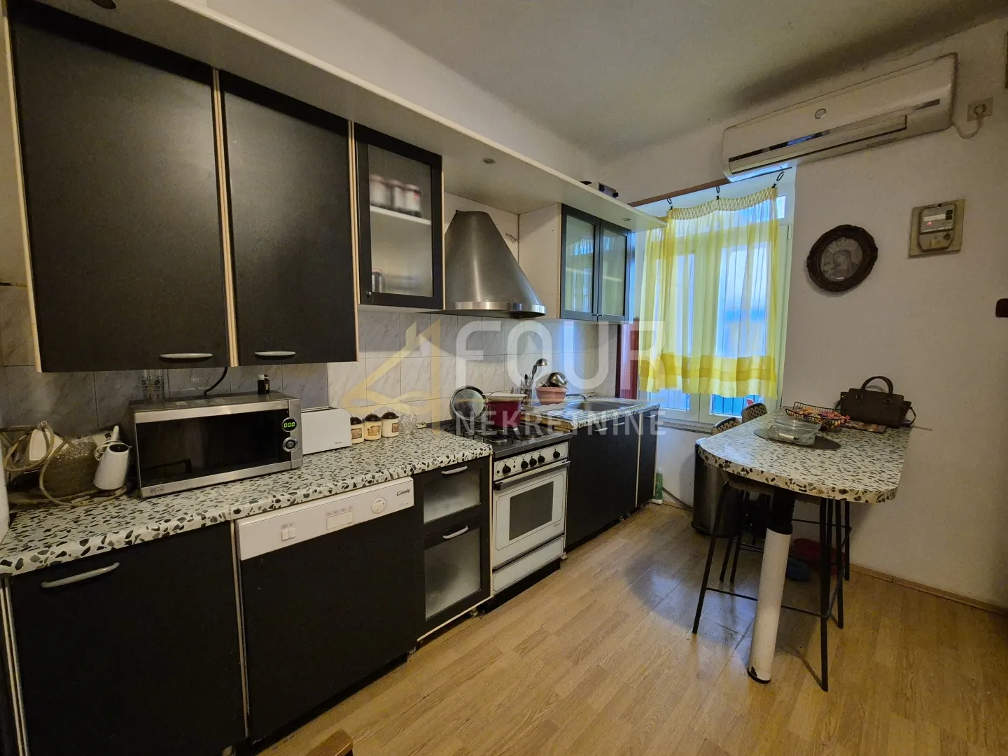 Rijeka, širi Centar, 46.65m2, 1s+db, namješten stan - cover