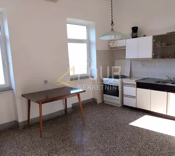 Istra, Pula - centar, 66.76m2, 2s+db, izvrsno za turistički najam - cover