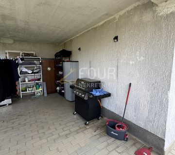 Rijeka, Zamet, etaža, 125.89m2, 3skl, terasa, garaža 20m2 - cover