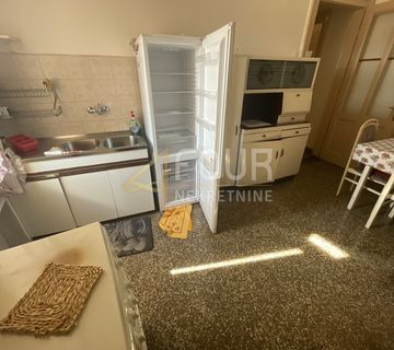 Najam, Lovran, 120m2, 3s+db, 2 balkona i terasa, pogled na more - cover