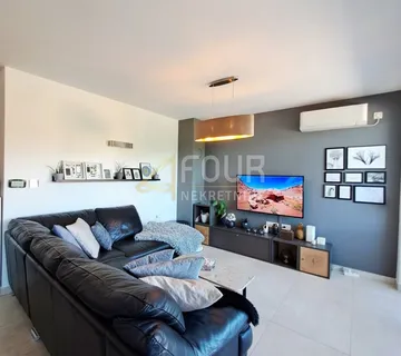 Najam, Viškovo, 2s+db, 57.50m2, terasa - cover