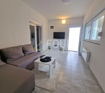 Dramalj, 51.04m2, 3skl, terasa, okućnica - cover