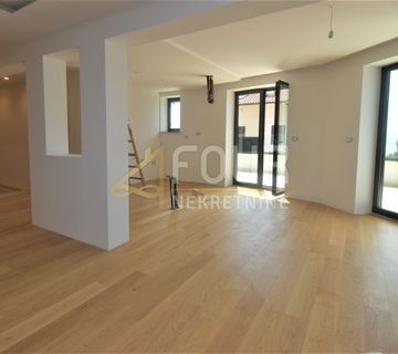 Opatija, luskuzan stan, 157.15m2, 3s+db, terasa, pogled - cover