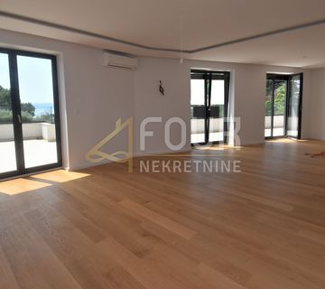 Opatija, luksuzan stan, 130.25m2, 3s+db, terasa, pogled na more - cover