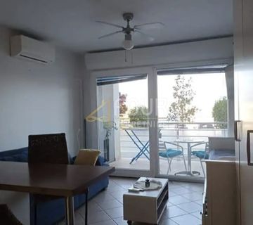 Opatija, 20.91m2, garsonijera s terasom, blizina mora! - cover