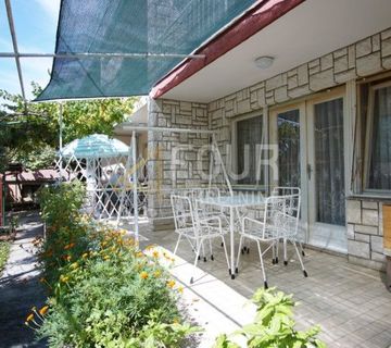 Istra, Rovinj, samostojeća kuća 440m2, okućnica 420m2 - cover