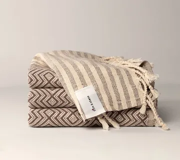 Peshtemal Adamantem, Sienna - cover