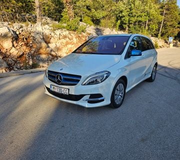 Mercedes-Benz B-klasa B250e electric drive automatik - cover