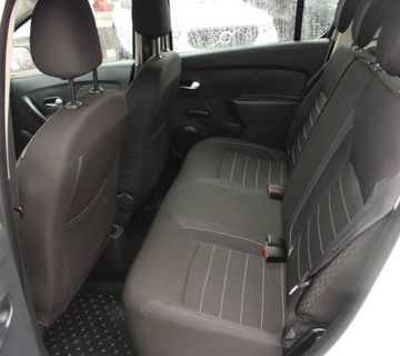 Dacia Sandero 1.0 TCe - cover