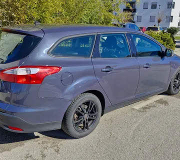 Ford Focus 1.6 tdci karavan - cover